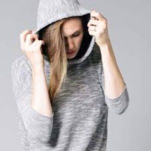 NWT Beyond Yoga Winter Story Hoodie Medium Gray
